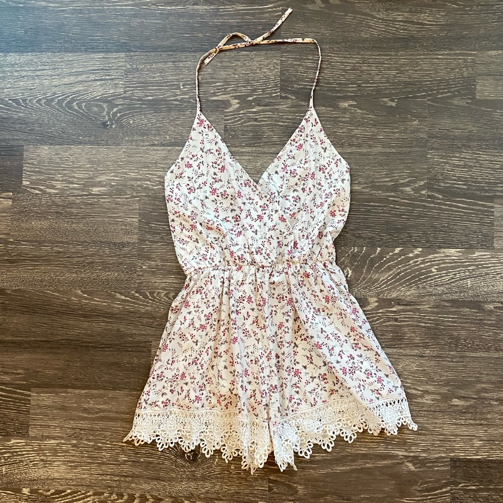 Floral and lace romper
